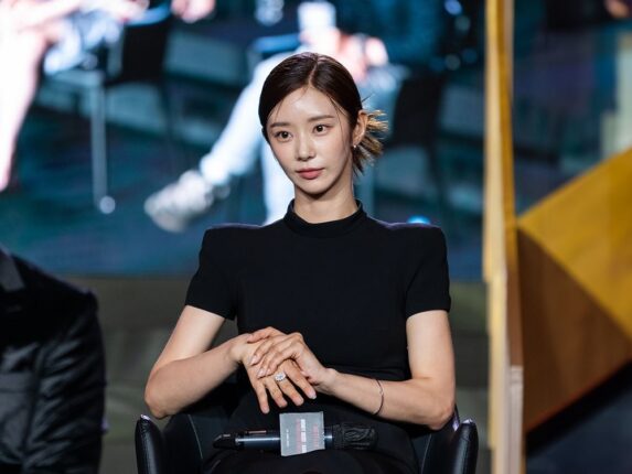 해외서도 너무 예쁘다고 알려진 이주빈이 몸짱이 되려고 한 사연