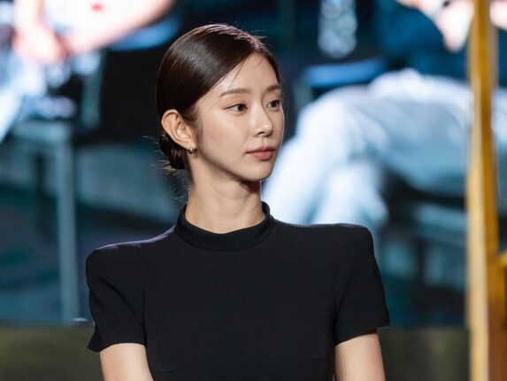 뚜렷한 이목구비의 매력적인 이주빈