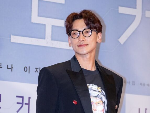 비가 왔던 영화 ‘브로커’ VIP 시사회