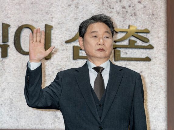 포스 그 자체, 주진모