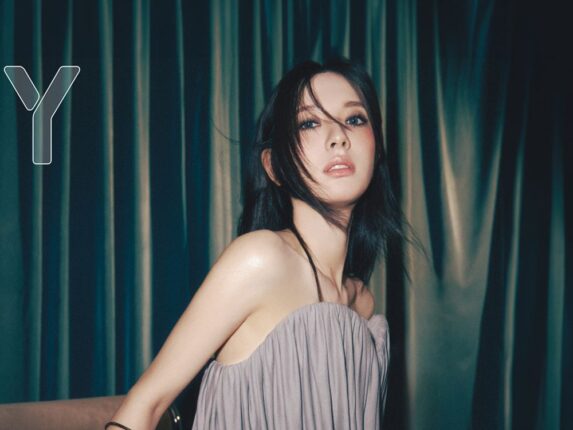 ‘피라미드 게임’ 김지연, 너무나 아름답고 카리스마 넘치는 근황 공개