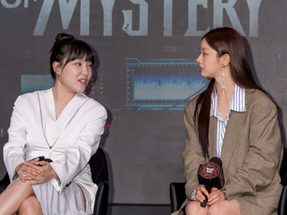 넷플릭스 오리지널 ‘미스터리 수사단’의 귀여운 그들.