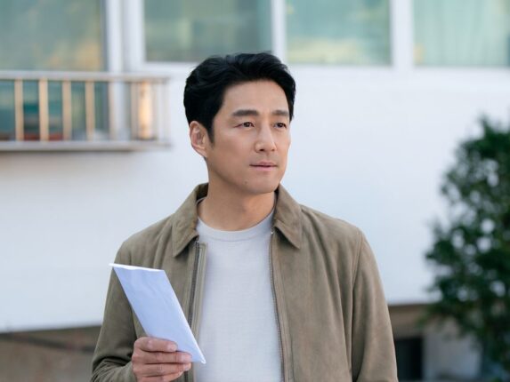 가족 버려놓고 11년만에 졸부되어서 나타난 아버지