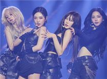 에스파 두 번째 단독 콘서트 ‘수수수 수퍼 히트’를 치다!