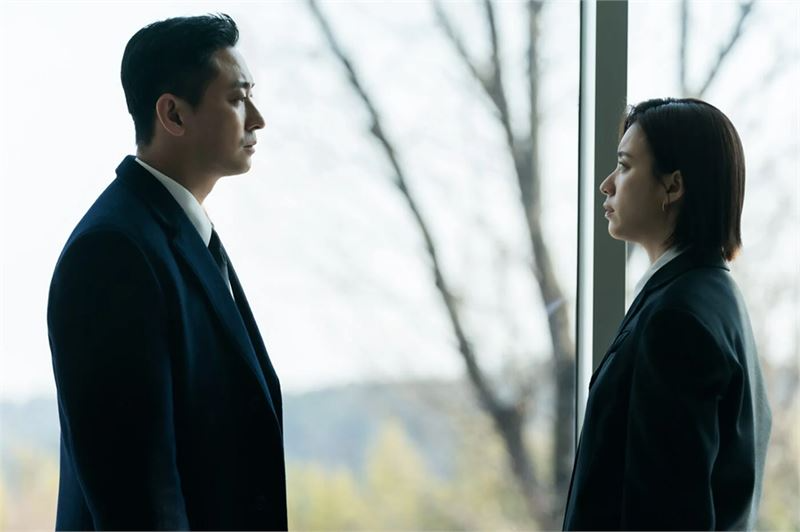디즈니+ '지배종', 배우 주지훈(왼쪽), 한효주(오른쪽)