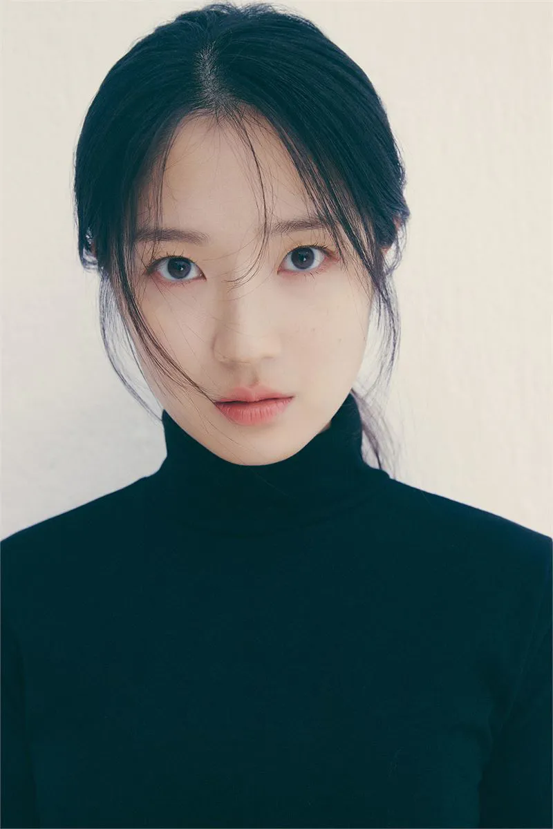 배우 김혜윤 - 사진(아티스트컴퍼니)