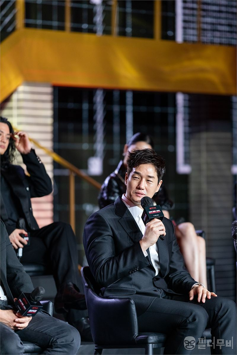 부드러운 카리스마,  배우 유지태
