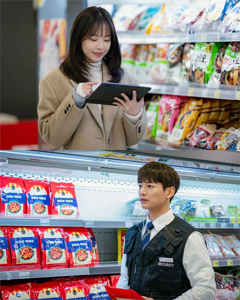 JTBC 새 토일드라마 &lsquo;가족X멜로&rsquo; 스틸 - 손나은(위), 최민호(아래)