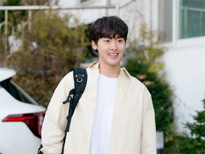 JTBC 새 토일드라마 &lsquo;가족X멜로&rsquo; 스틸 - 윤산하