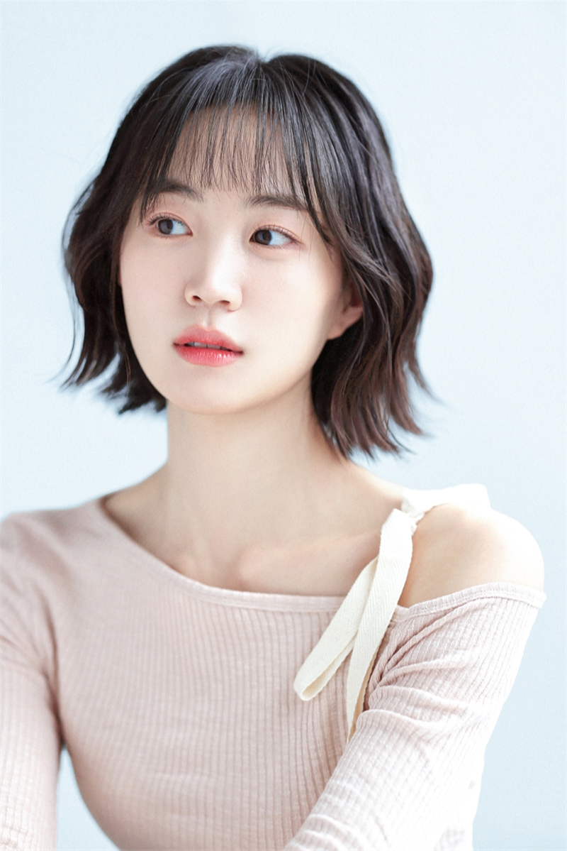 연예기획사들이 빨리 데려가야할 현재 소속사 없는 연기 괴물 여배우