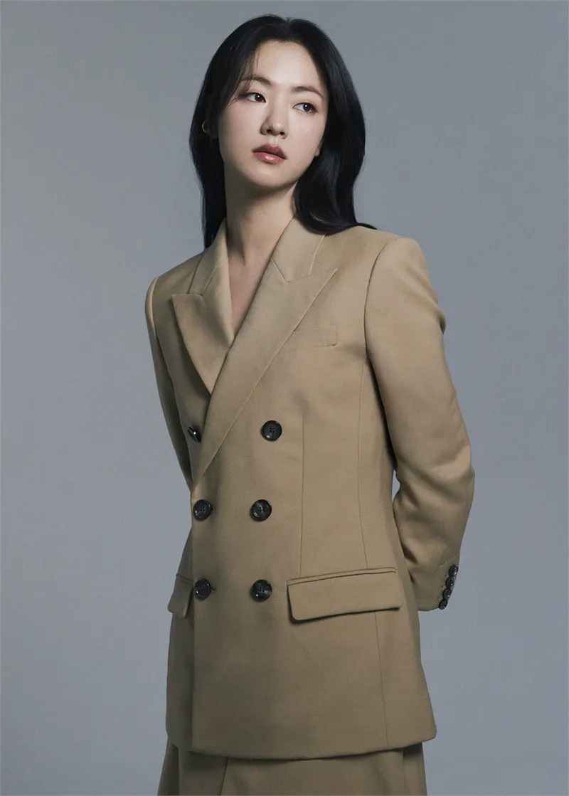 송혜교가 꼭 같이 연기하고 싶어서 캐스팅을 부탁한 괴물 여배우