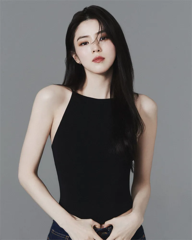 프로젝트 Y 한소희 SNS 논란 정면 대응, "모두가 절 좋아할 수 없죠"