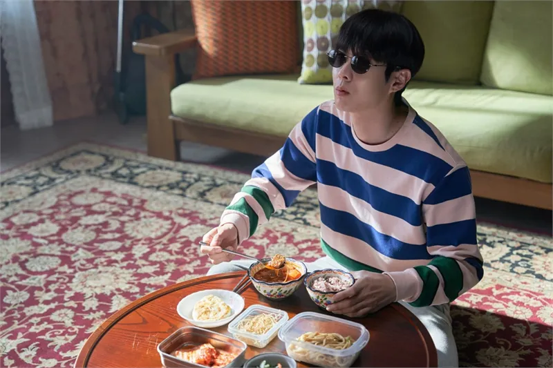 영화 '넘버원' , 기생충 최우식과 장혜진의 재회