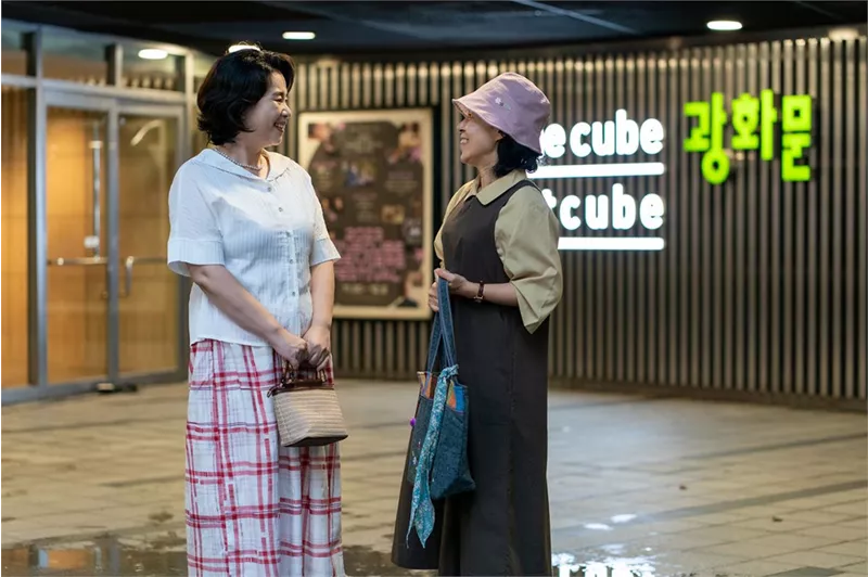 '극장의 시간들' 이종필, 윤가은, 장건재 감독..'영화'와 '극장'을 사랑 담은 3편 엔솔로지