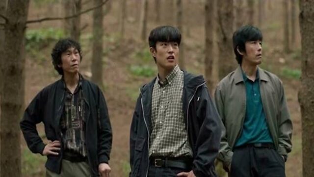 알고보니 실제 사건을 바탕으로 한 ‘허수아비’ 경찰들의 시신은닉 장면
