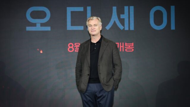 생애 첫 내한에 올리브영 방문…’오디세이’ 크리스토퍼 놀란의 진땀